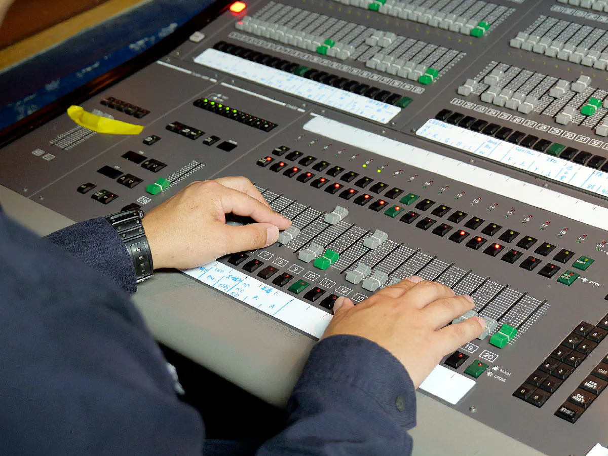 照明・音響設備オペレーション業務