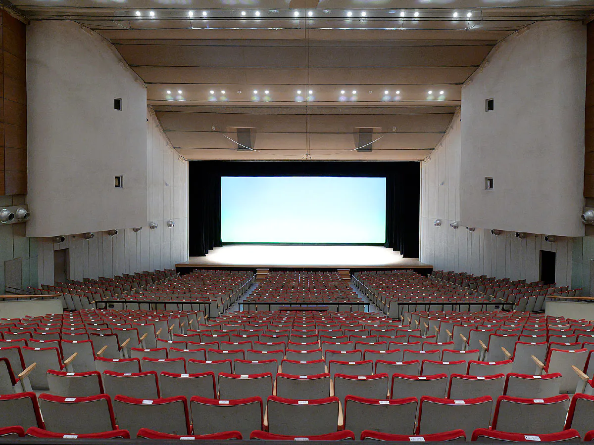 米沢市市民文化会館